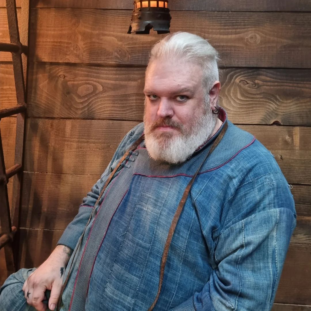 [b]Source:[/b] [url=https://www.instagram.com/p/Czf3FrcrOO6/]@rachelleahjohanson[/url] (Instagram)
[b]Date:[b] 2023-11-11
Keywords: Kristian Nairn