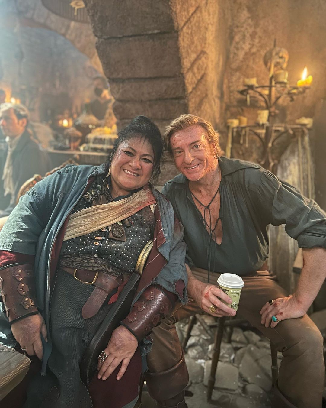 [b]Source:[/b] [url=https://www.instagram.com/p/C02IoJqSjYd/]@sambaschutte[/url] (Instagram)
[b]Date:[b] 2023-12-14
Keywords: Anapela Polataivao;Rhys Darby